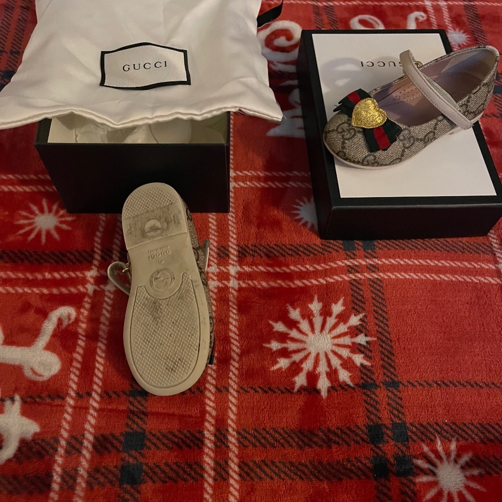 Gucci ballerina flats